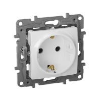 Розетка 1-м СП Etika 16А IP20 250В 2P+E с заземл. немецк. стандарт винтов. клеммы механизм бел. IEK 672221