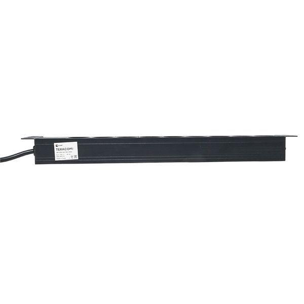Блок PDU TERACOM PRO 19дюйм 1U 16А/250В 9 роз. Schuko шнур 2м 3х1.5кв.мм вилка Schuko корпус алюм. черн. EKF TRP-HPD-16A-9SH-2MSH