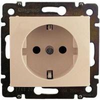 Розетка 1-м СП Valena 16А IP21 250В 2P+E защ. шторки безвинт. клеммы сл. кость IEK 774122