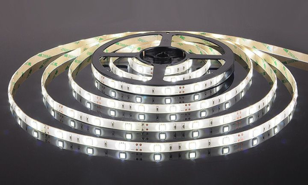 Лента Elektrostandard 5050/30 LED 7.2W IP65 [белая подложка] белый свет