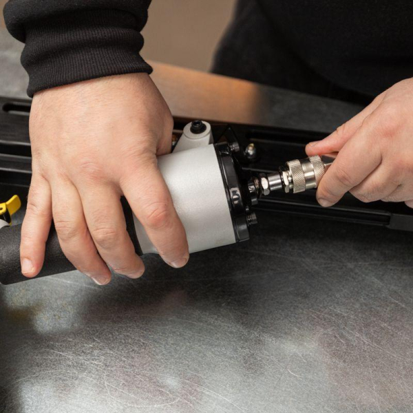 Пневмопистолет гвоздезабивной (нейлер) N90/D21, наклон 21 градус KRANZ