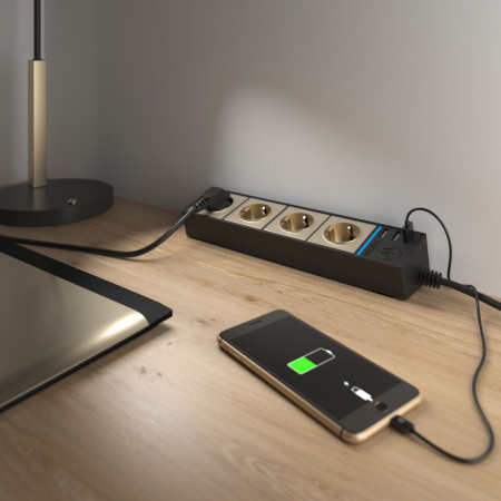 Розетка Werkel WL20-04-03 черный/шампань рифленый