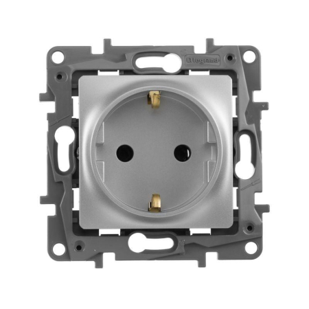 Розетка 1-м СП Etika 16А IP20 250В 2P+E с заземл. немецк. стандарт винтов. клеммы механизм алюм. IEK 672421