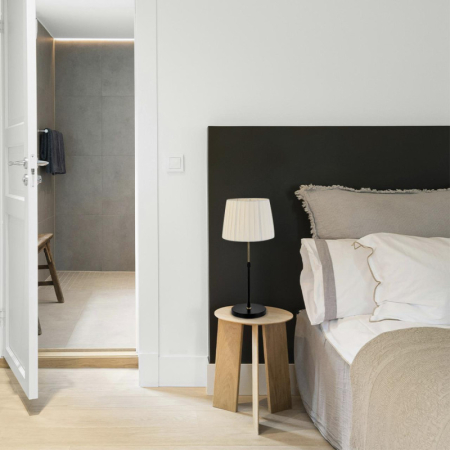 Настольная лампа LUMION 8302/1T