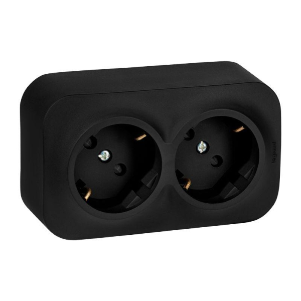 Розетка 2-м ОП Quteo 16А IP20 250В 2х2P+E с заземл. защ. шторки черн. матов. IEK 782475