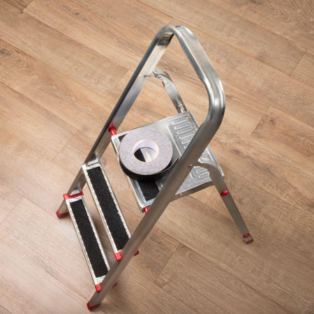 Лента противоскользящая самоклеящаяся, 50 мм х 18 м, черная REXANT