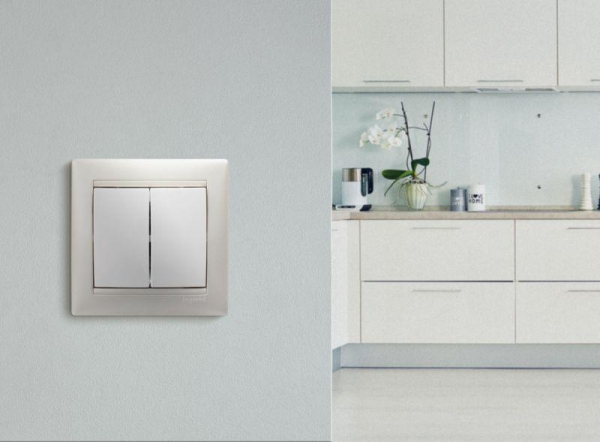 Выключатель 2-кл. СП Valena 10А IP31 250В механизм бел. IEK 774405