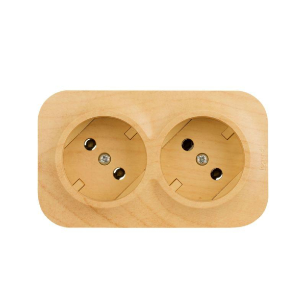Розетка 2-м ОП Quteo 16А IP20 250В 2х2P без заземл. без защ. шторок дерево IEK 782281