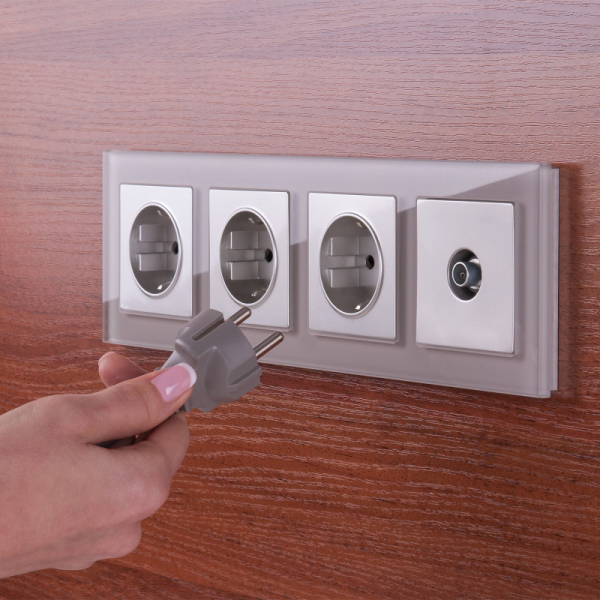 Розетка Werkel W1171106 серебряный