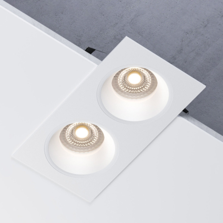 Встраиваемый светильник Elektrostandard 15700/02 белый