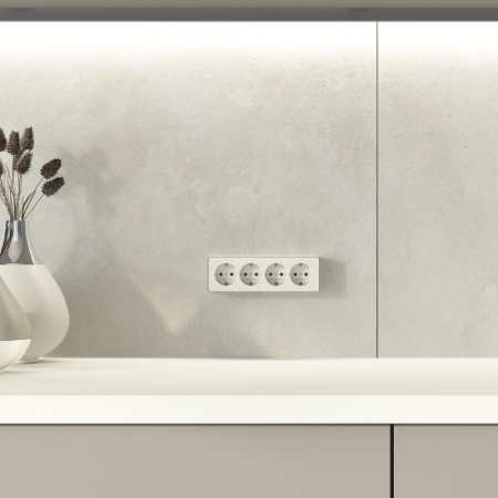 Розетка Werkel W5072204 слоновая кость