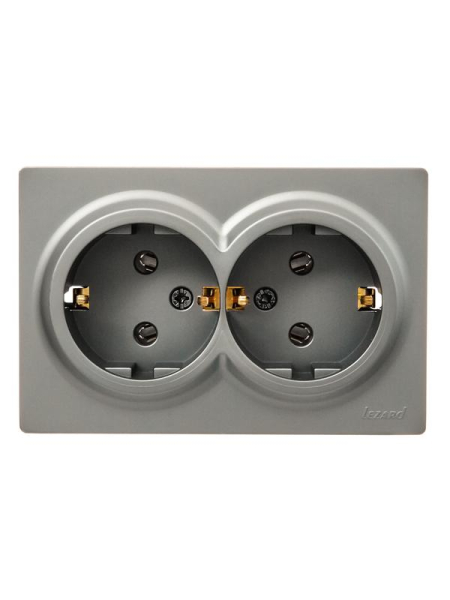 Розетка 2-м ОП LETO с заземл. закрытый корпус ПБТ платина LEZARD 752-3500-127B