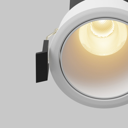 Встраиваемый светильник Maytoni Technical DL116-10W-2.7K-W