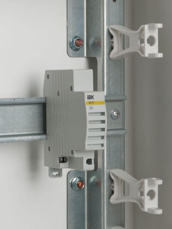 Звонок на DIN-рейку ЗД-47 IEK MZD10-230