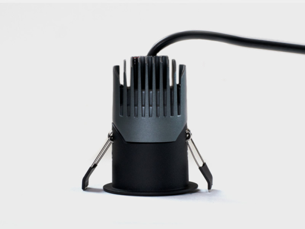 Влагозащищенный светильник SWG RC-D52-7-BL-NW65