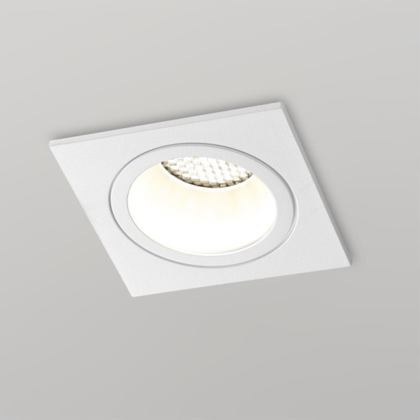 Встраиваемый светильник Novotech 371001