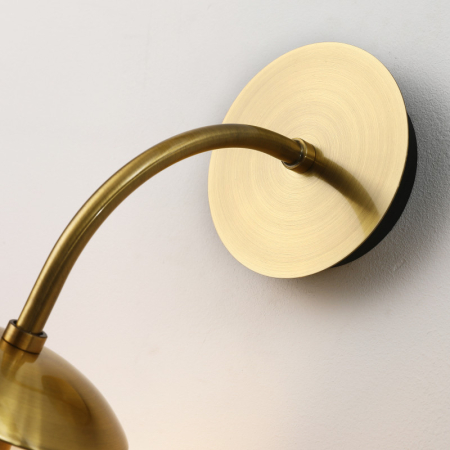 Бра Favourite 2725-1W