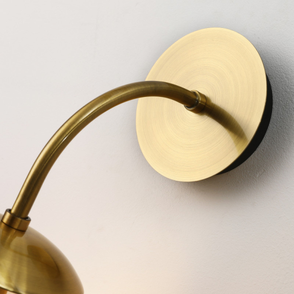 Бра Favourite 2725-1W