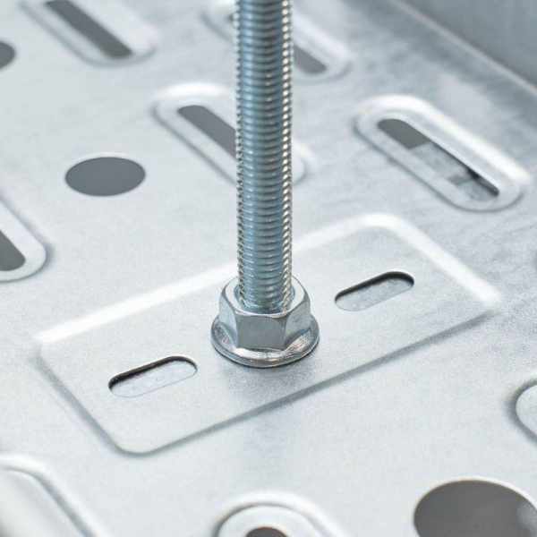 Гайка М10 с насечкой (уп.100шт) DKC CM101000