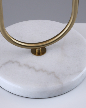 Настольная лампа Moderli V11599-1T