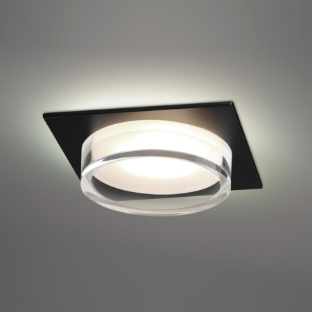 Встраиваемый светильник Novotech 371028