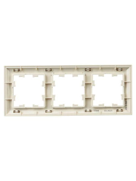 Рамка 3-м BRITE РУ-3-Бр беж./шампань IEK BR-M32-12-3-K10