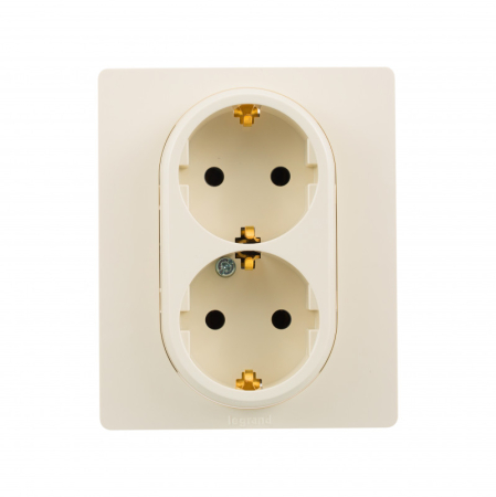 Розетка Legrand 672323