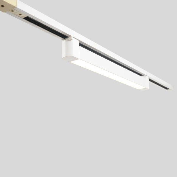 Crystal Lux CLT 0.31 010 18W WH M4000K
