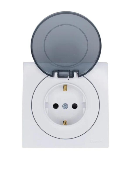 Розетка 1-м СП OSEN с заземл. с крышкой ПБТ бел. LEZARD 743-0288-123B