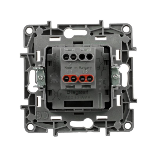 Переключатель перекрестный 1-кл. СП Etika 10А IP20 250В 10AX винтов. клеммы механизм алюм. IEK 672409