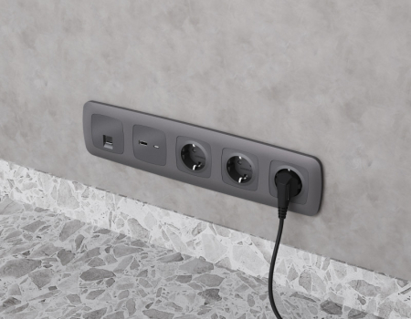 Розетка Ambrella Volt MO662005