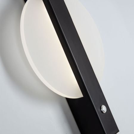 Бра LED4U L2230-300 BK