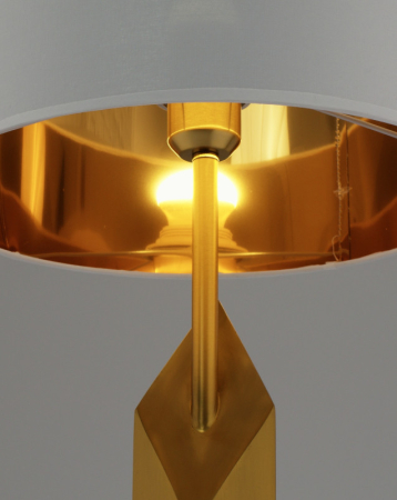 Настольная лампа Moderli V11148-1T