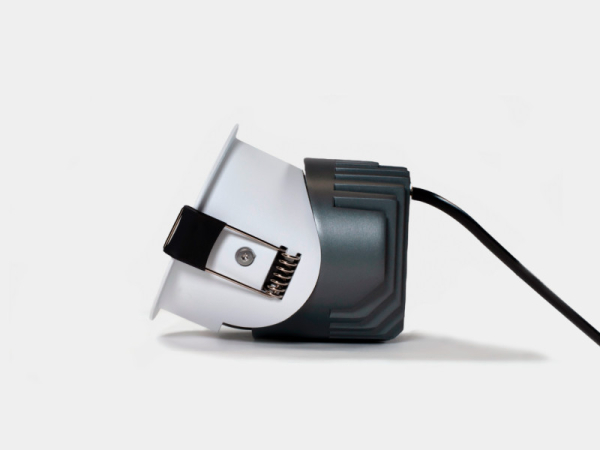 Влагозащищенный светильник SWG RC-D84-12-WH-NW65