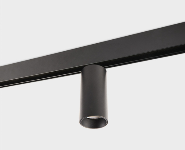 Светильник на шине ITALLINE IT012-5026 black 3000K