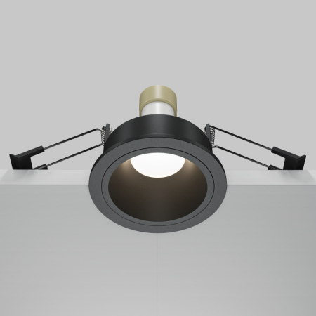 Влагозащищенный светильник Maytoni Technical DL126-GU10-B