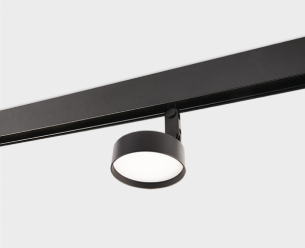 Светильник на шине ITALLINE IT012-5028 black 3000K