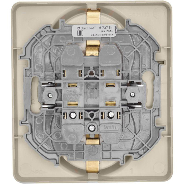 Розетка Inspiria 16А 250В 2х2P+E немецк. стандарт сл. кость IEK 673751