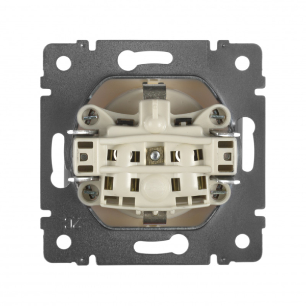 Розетка Legrand 774320