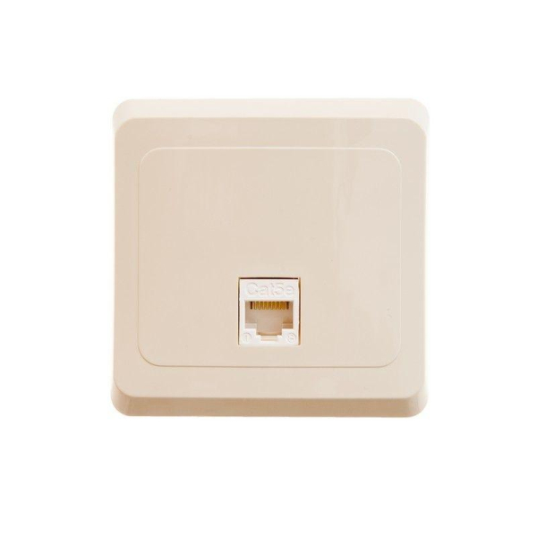 Розетка компьютерная 1-м СП Этюд RJ45 кат.5E крем. SE KOMC-001K