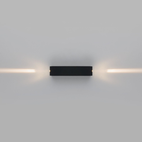 Светильник настенный Elektrostandard Blaze LED черный (35136/W)