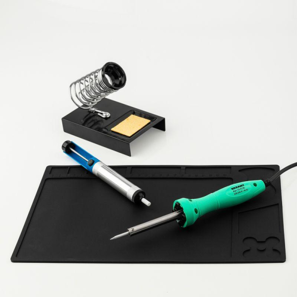 Набор К20 для пайки продвинутый (паяльник с подсветкой, подставка, экстрактор, коврик) REXANT