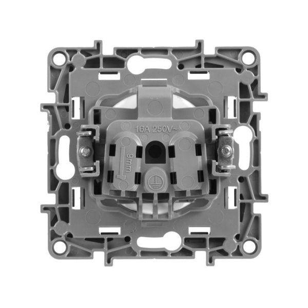 Розетка 1-м СП Etika 16А IP31 250В 2P без заземл. защ. шторки немецк. стандарт винтов. клеммы механизм алюм. IEK 672434