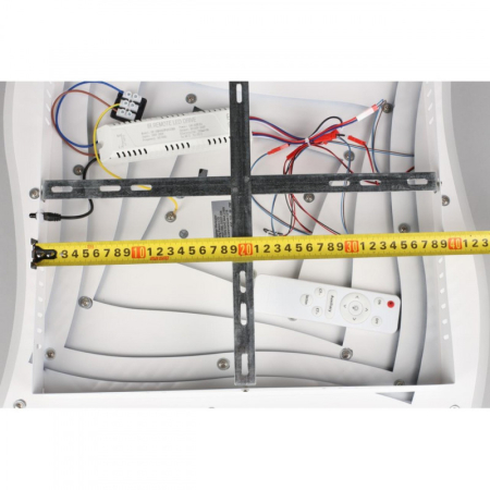 Накладной светильник Omnilux OML-09207-208
