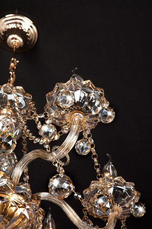 Подвесная люстра Eurosvet 10052/6 золото/тонированный хрусталь Strotskis