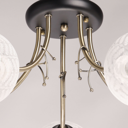 Накладная люстра DeMarkt 677014505