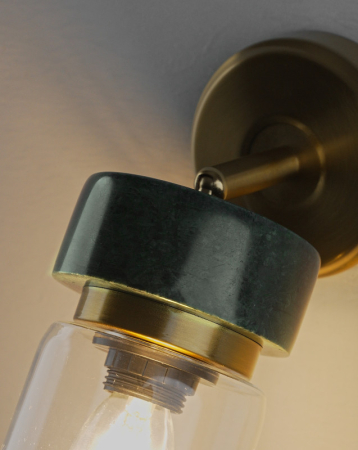 Спот Moderli V11821-1W