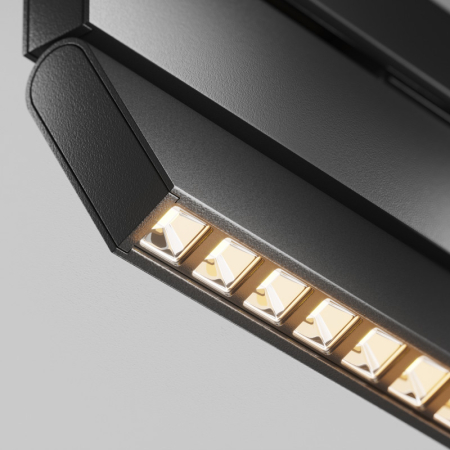 Светильник на шине Maytoni Technical TR242-4-12WTW-DD2-B