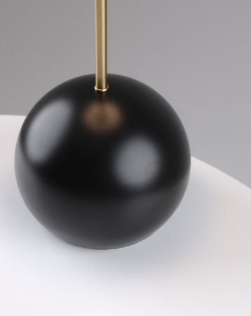 Настольная лампа Moderli V11589-1T