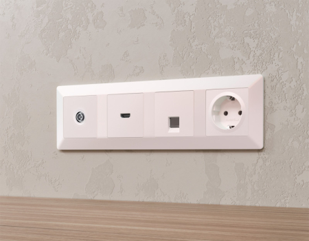 Розетка Ambrella Volt MA213005